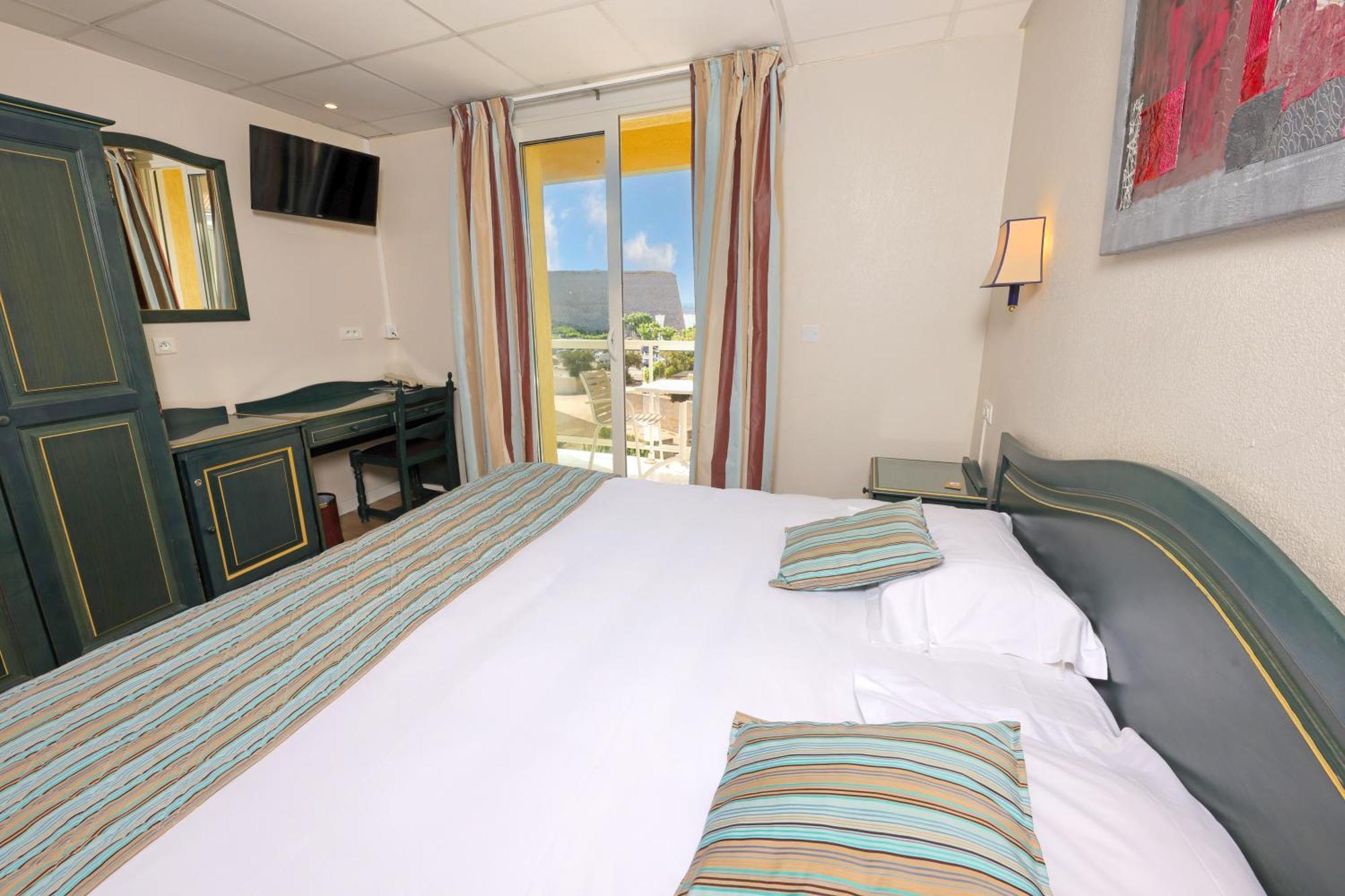 Hotel Saint Christophe Calvi  Exterior foto